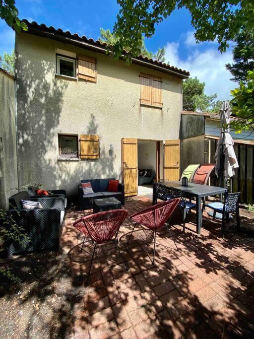 Agreable Maison Renovee Lacanau Exterior photo